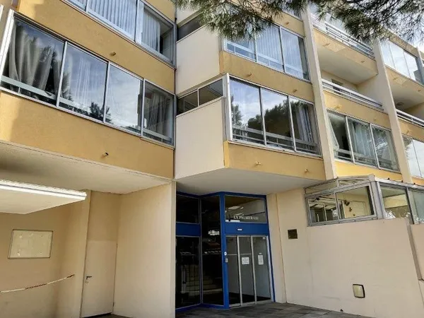 Appartement deux pièces + coin nuit supplémentaire