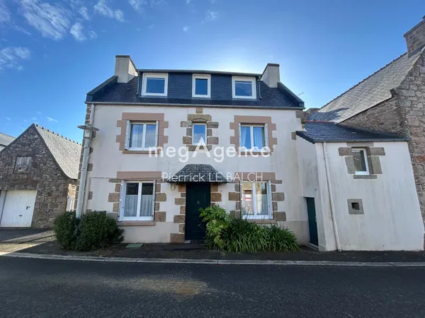 Charmante maison de caractère rénovée à Trégastel 85 m²