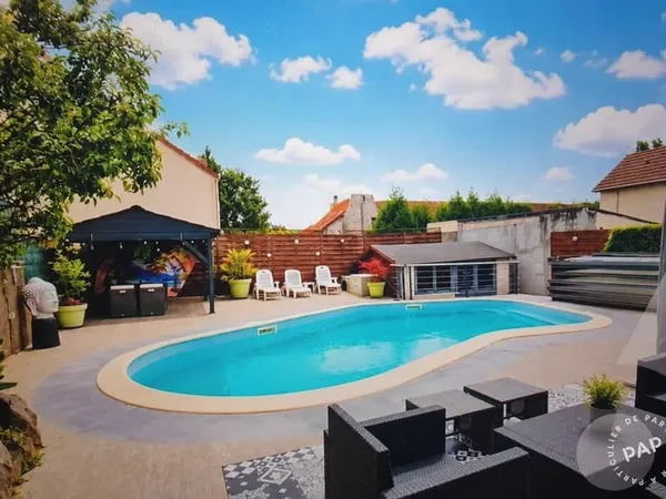 Maison 8 pièces 180 m²