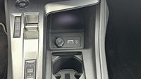 Peugeot 308 1.2 PureTech 130ch S&S GT EAT8 — photo 18