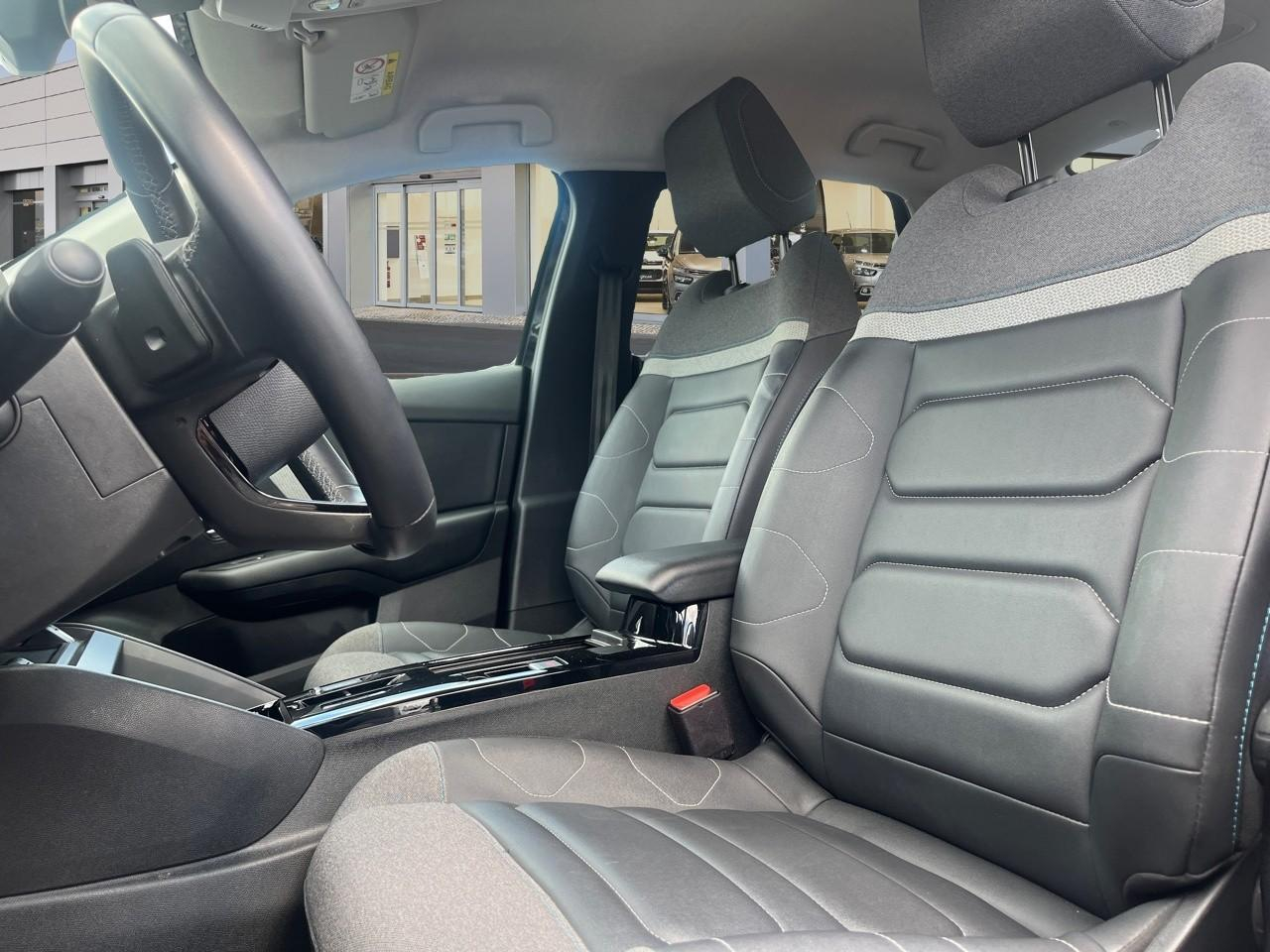 Citroën C4 X 1.2 puretech 130ch s&s max automatique — photo 9