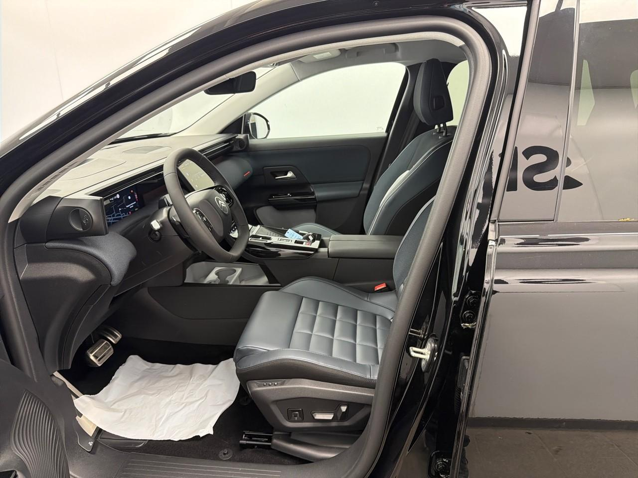 Citroën C5 Aircross hybride 145 ch e-dcs6 max — photo 9
