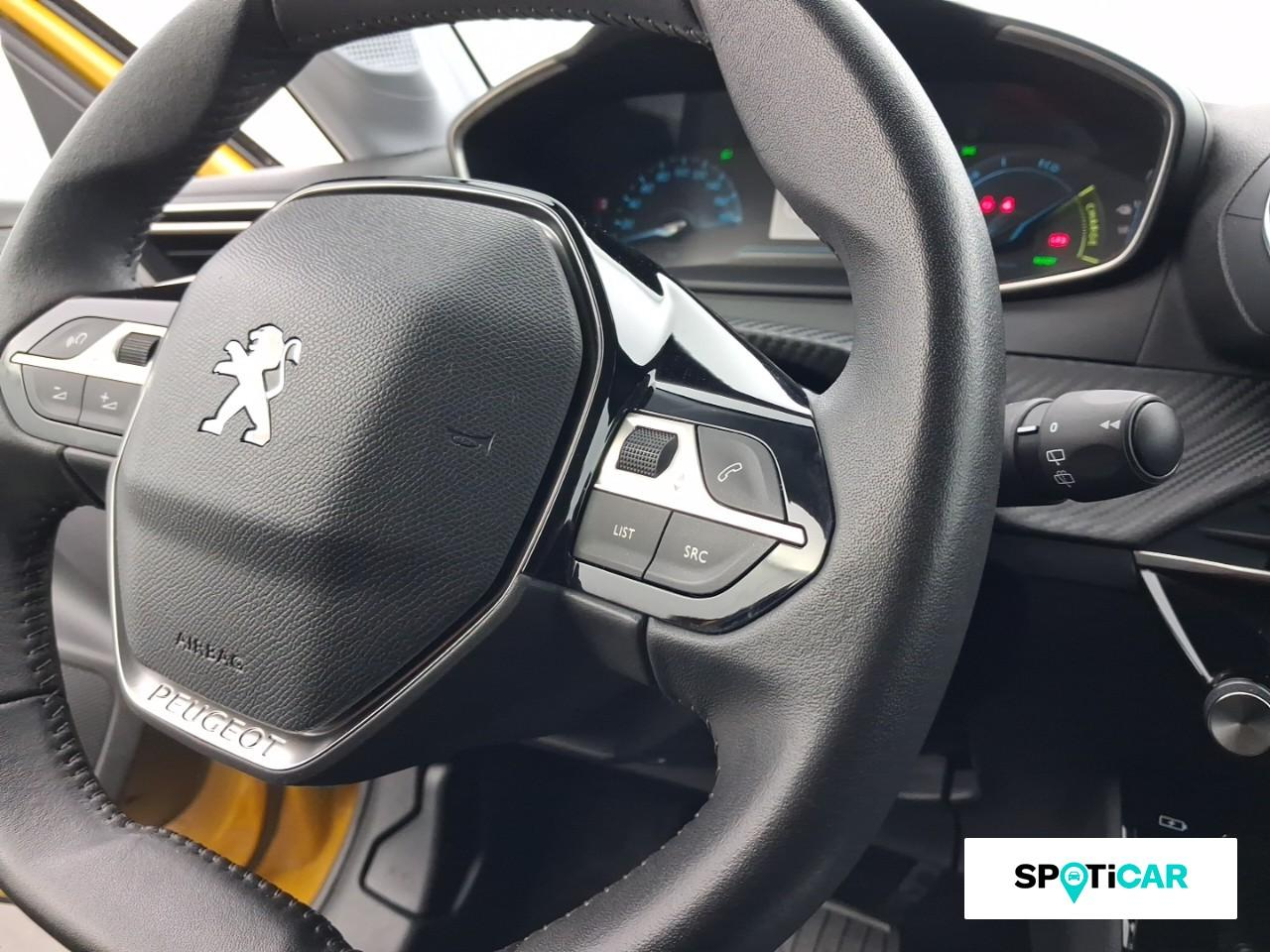 Peugeot 208 e-208 136ch style — photo 18