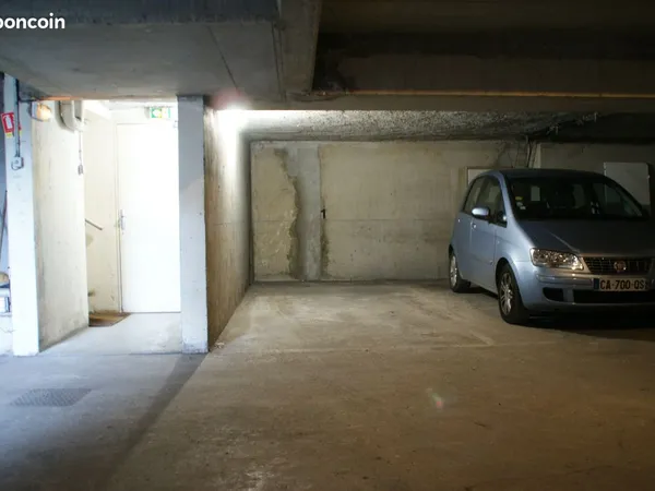 Place de parking en sous-sol sécurisé Bobigny / Drancy