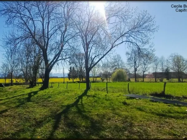 Terrain 1100 m²