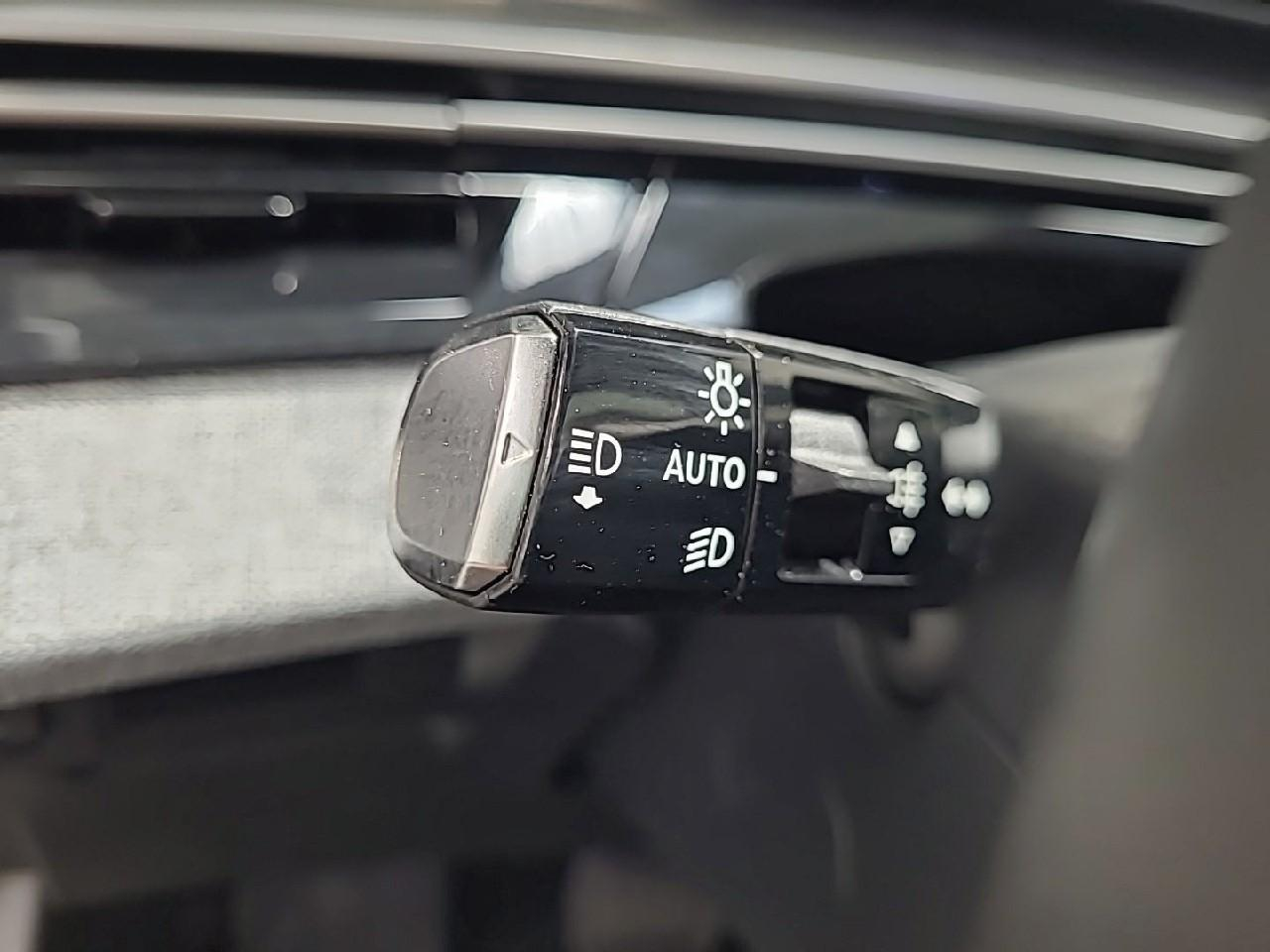 Peugeot 3008 electrique 73 kwh 210 ch allure — photo 26