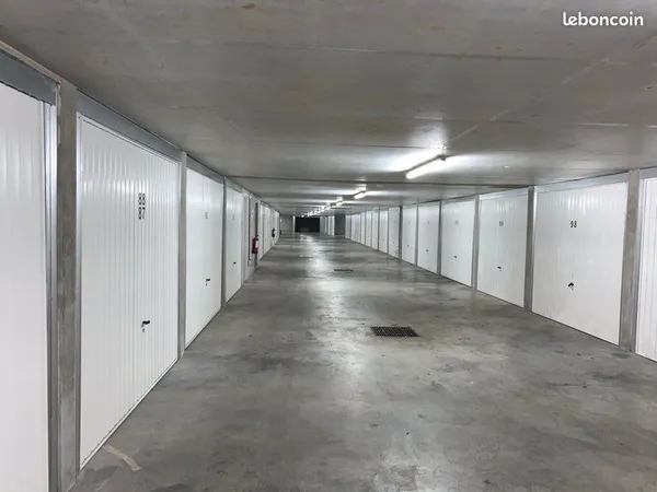 Box fermé 15 m² - Résidence Les Terrasses de l'Étoile - Annemasse, à 100 m du tram 17