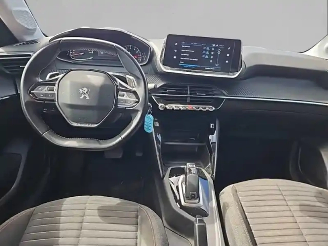 Peugeot 208 puretech 100 s&amp;s eat8 — photo 8