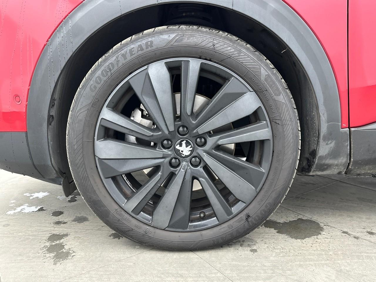 Peugeot 3008 hybrid 225 e-eat8 gt pack — photo 16