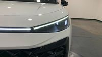 Volkswagen T-Roc 1.5 eTSI 150ch R-Line DSG7 — photo 17