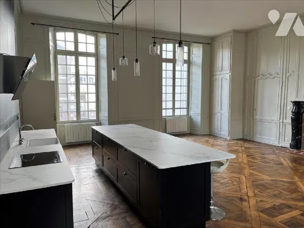 Appartement 2 pièces 97 m²