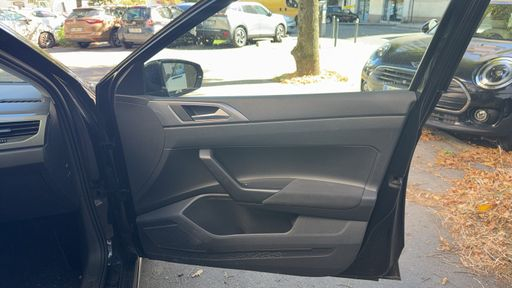 Volkswagen Polo 1.0 TSI 115 DSG7 - Carat Exclusive – 2018 – 105469 km – Essence – Boîte Automatique — photo 25