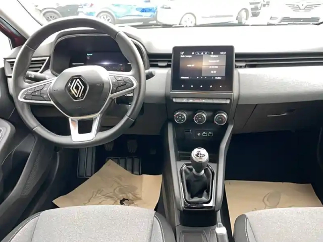 Renault Clio tce 90 — photo 11