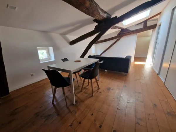 Appartement T2 meublé en plein coeur de Saïx