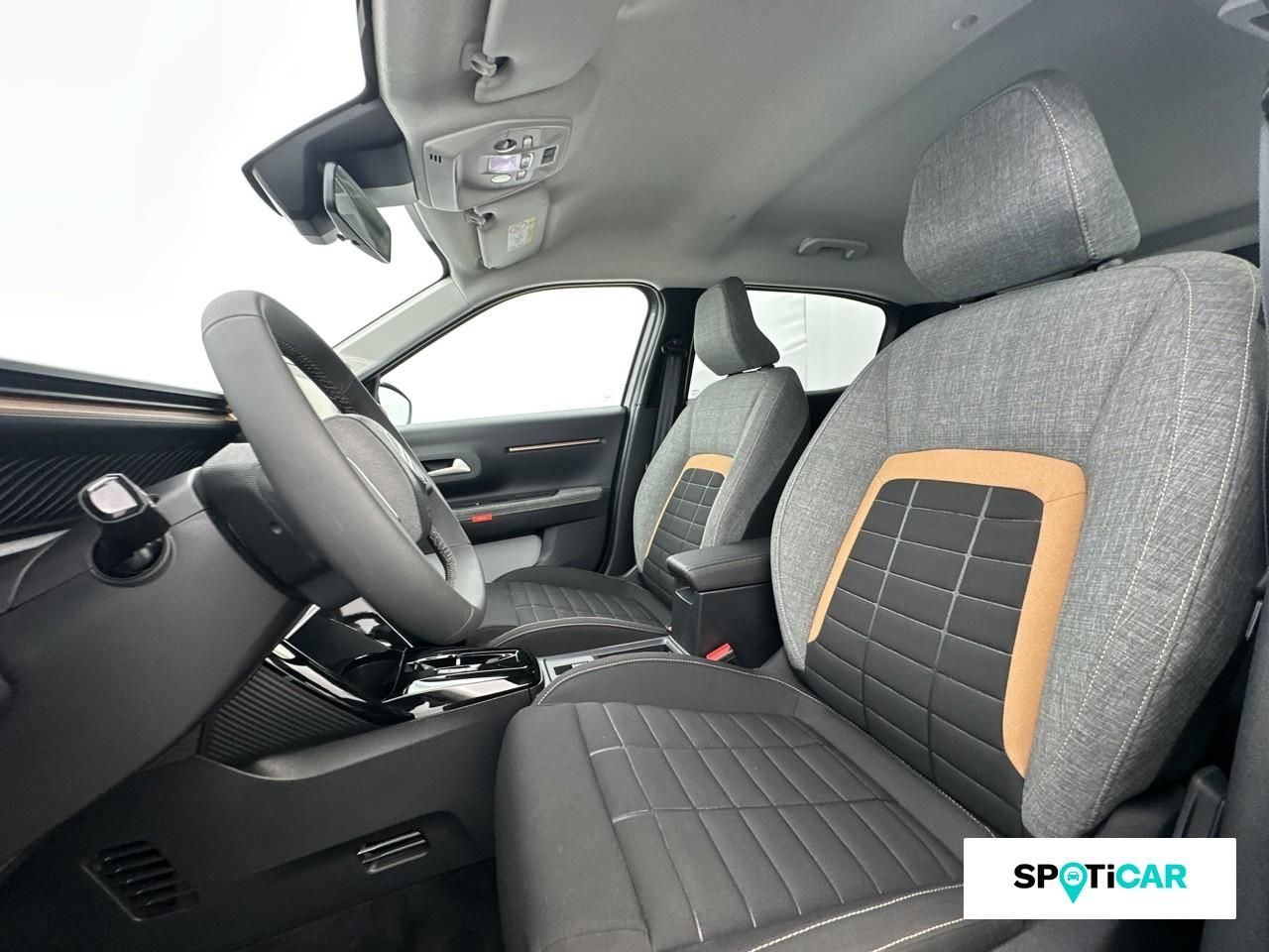 Citroën C3 Aircross 1.2 hybride 145ch plus e-dcs6 — photo 9
