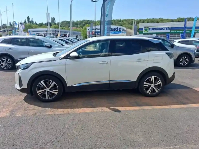 Peugeot 3008 hybrid 225 e-eat8 — photo 8