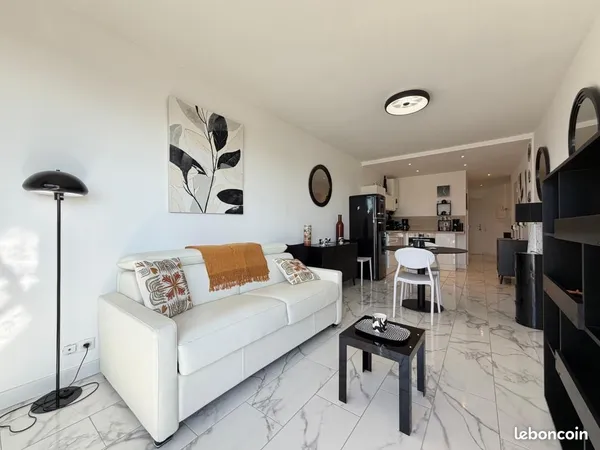 Studio 1 pièce 32 m²