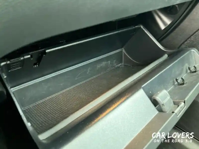 Volvo Xc40 t4 recharge 129+82 ch dct7 — photo 30