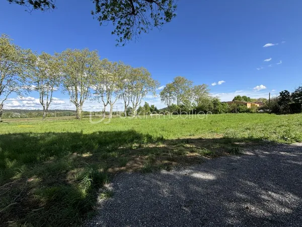 Terrain en individuel 1033 m²