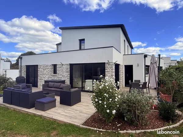 Propriété 6 pièces 169 m²
