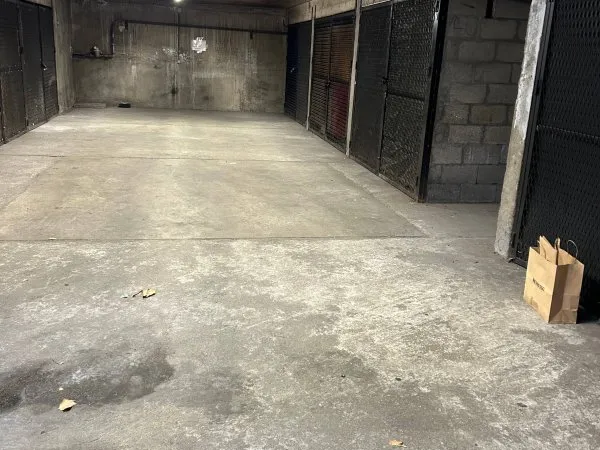 Parking 16 m²