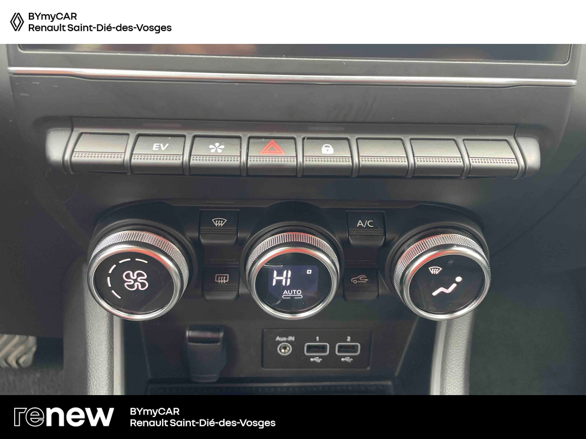 Renault Captur E-Tech full hybrid 145 — photo 21