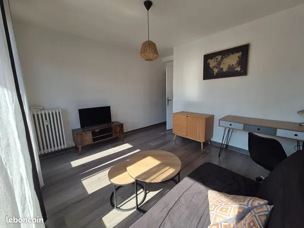 Appartement T2 meublé disponible 1er décembre chambery centre ville