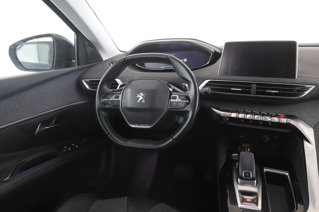 Peugeot 3008 1.5 Blue-HDi Allure EAT8 — photo 12