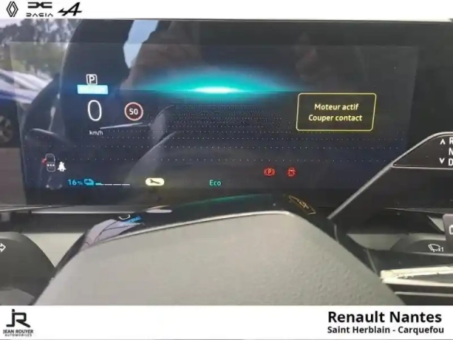 Renault Megane e-tech electric ev60 220ch equilibre super charge — photo 8