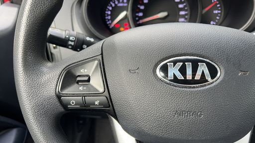 Kia Rio 1.2 85 - Active – 2013 – 139806 km – Essence – Boîte Manuelle — photo 11