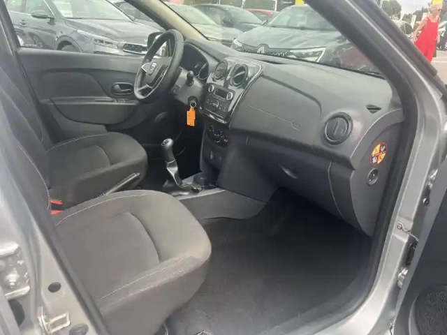 Dacia Sandero sce 75 — photo 13