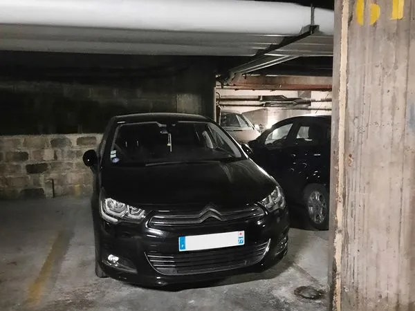 Place de parking à louer Buttes Chaumont Paris 19