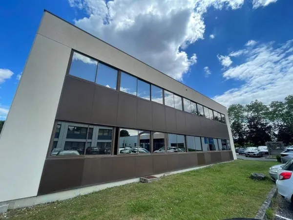 Bureaux 270 m²