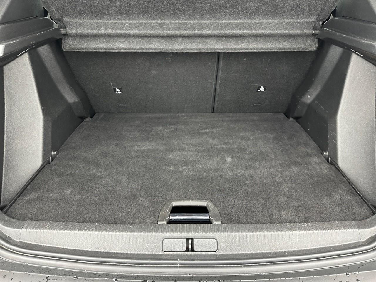Peugeot 2008 puretech 100 s&s bvm6 allure — photo 6