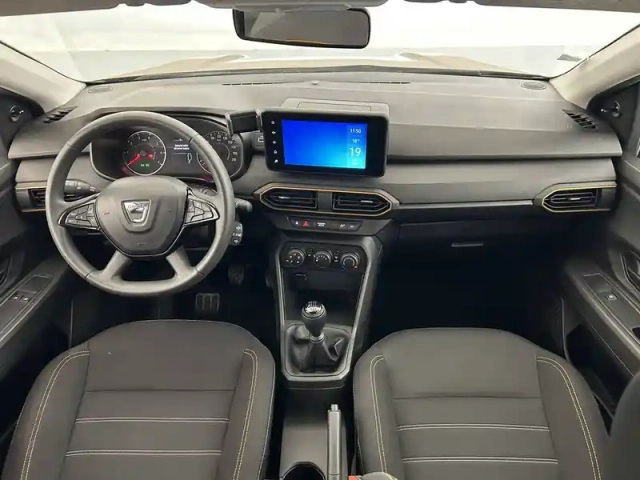 Dacia Sandero eco-g 100 — photo 36