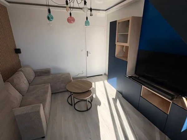 T1 bis meublé 27 m² avec mezzanine