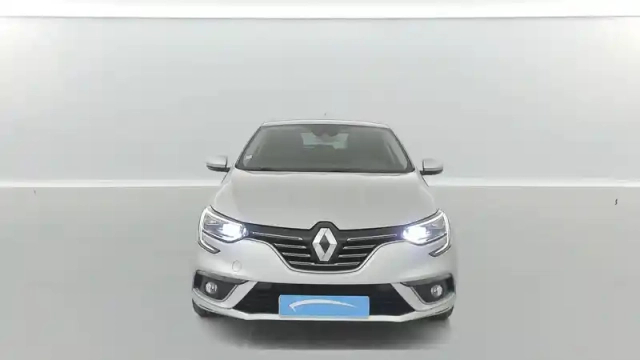 Renault Megane mégane iv berline tce 140 energy — photo 16