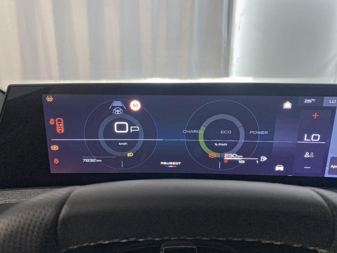 Peugeot 5008 hybrid 145 ch e-dcs6 gt — photo 13