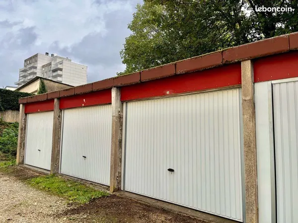 Lot de 2 Garages / Box fermés