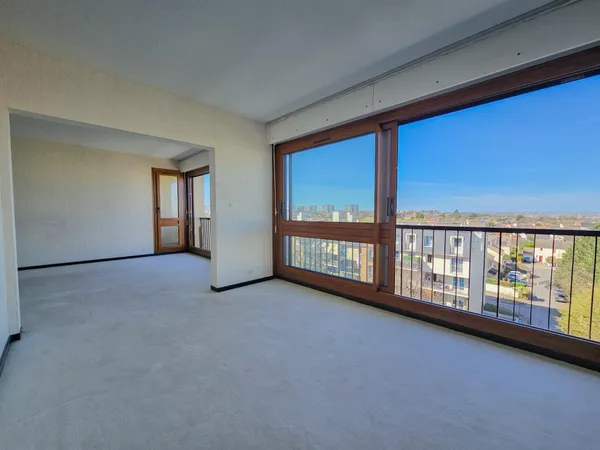 Domaine d'Aunette, appartement T4, vue dégagée, de nombreux rangements