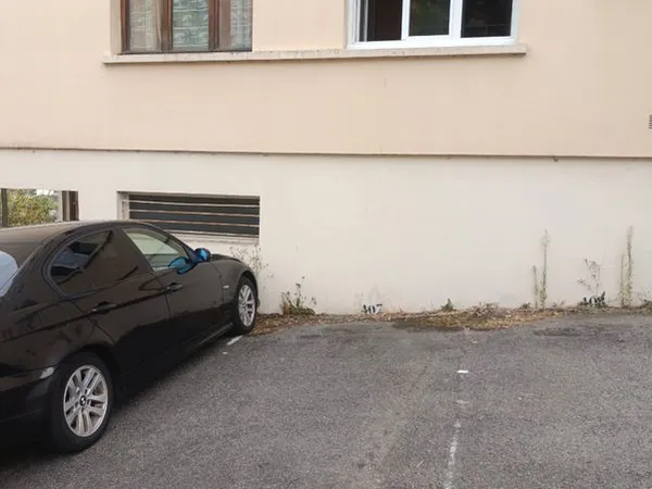 Stationnement Location Évreux   50€