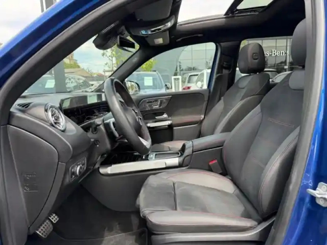 Mercedes Glb 220 d 4matic amg line — photo 33