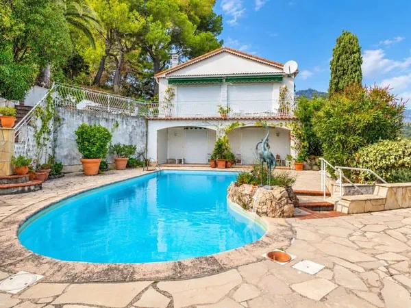 Villa 5 pièces 171 m²