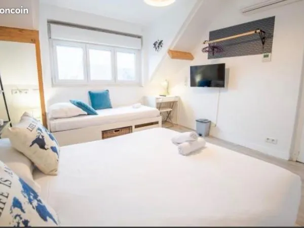 Chambre meublée colocation