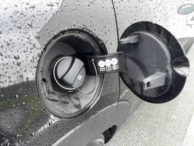 Mini Mini hatch 5 portes one 102 ch bva7 — photo 92