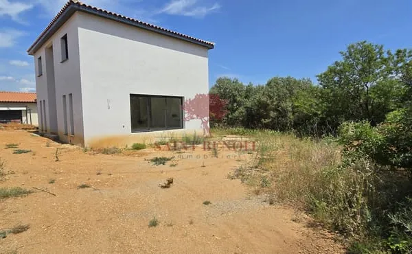 A VENDRE SECTEUR GIGNAC VILLA NEUVE RT2020 de TYPE T5 de 151