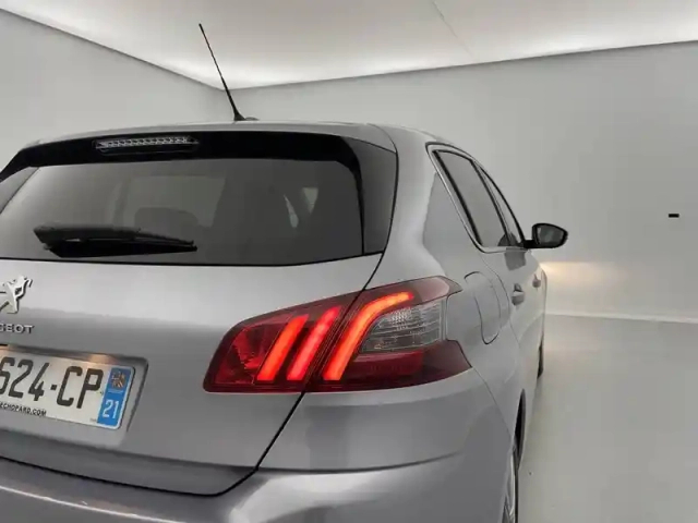 Peugeot 308 bluehdi 130ch s&amp;s eat8 — photo 63