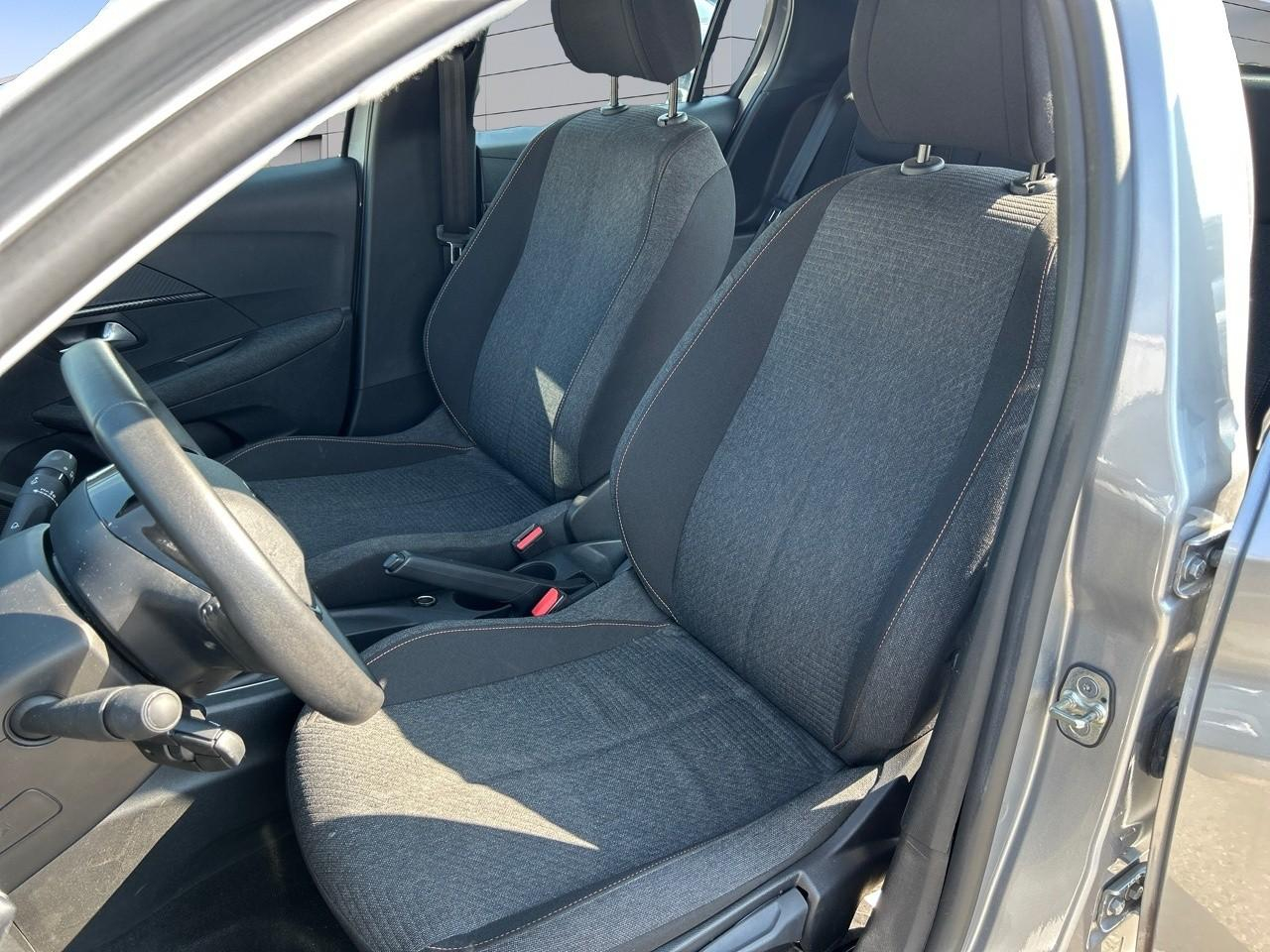 Peugeot 208 1.2 100ch s&s style — photo 9