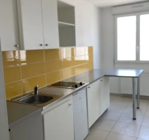 Loue appartement 24 m² Challans centre