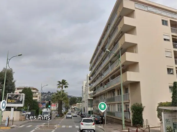 A louer box / garage Secteur Blanchisserie